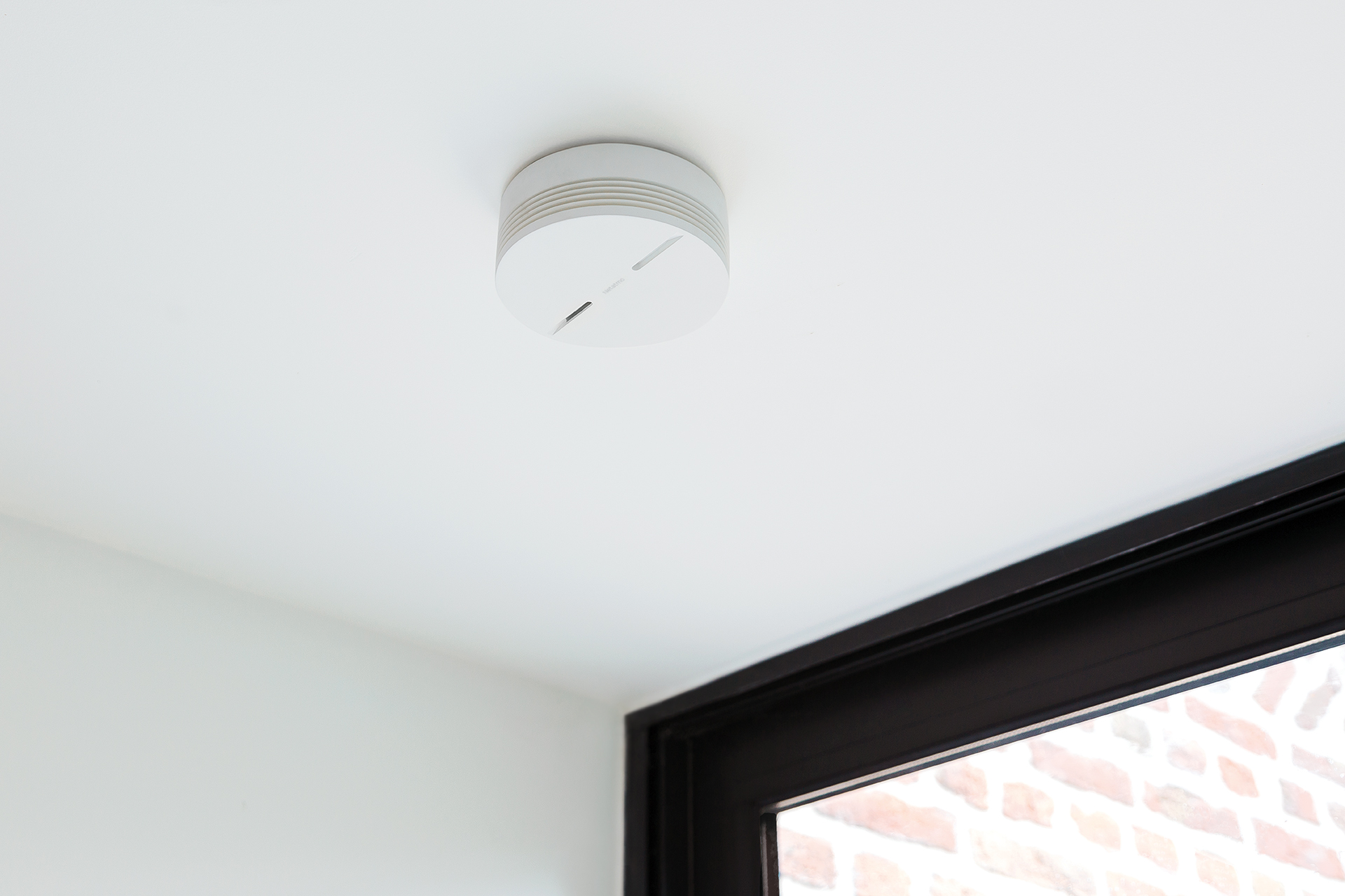 smoke alarm