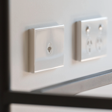 hpm-landing-page-home_office-4-macro-shot-office-1_4_389x389px